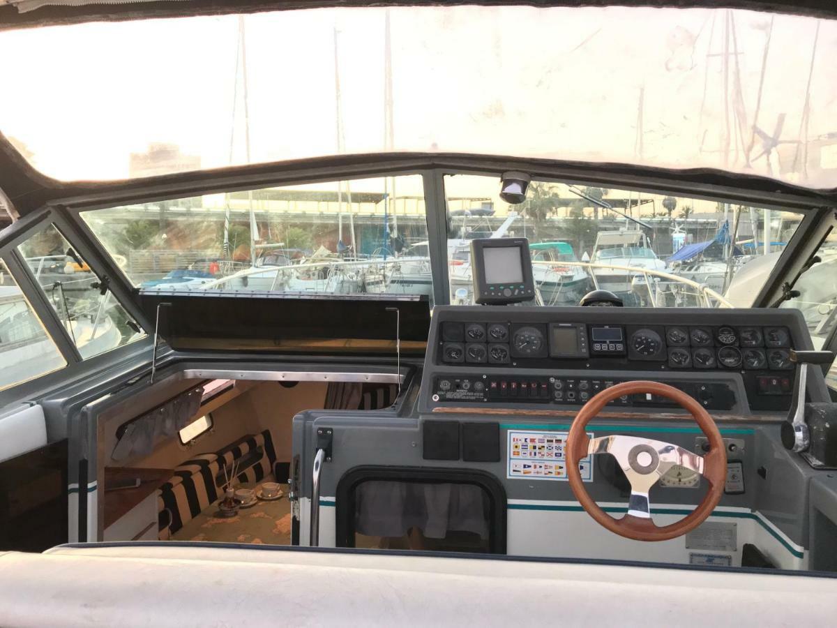 Готель Yacht Experience Barcelona Сан-Адріа-де-Бесос Екстер'єр фото